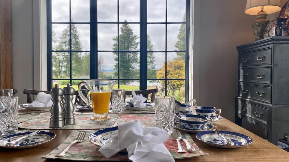 Dining area, Food, Breakfast