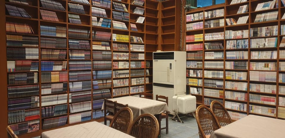 Library, Seating area