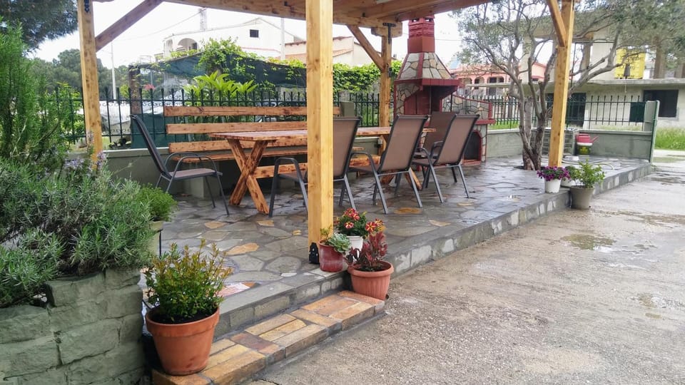 BBQ facilities, Garden