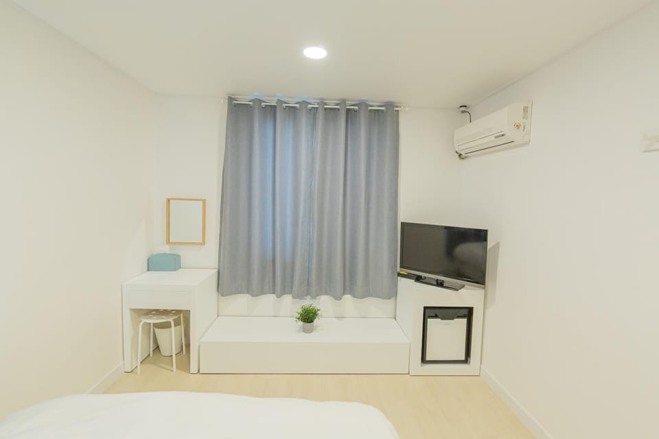 James Blue Hostel Bed and Breakfast in South Korea