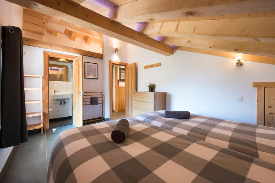 Ski and bike - holiday home Verbier Valley Bed and Breakfast in Bagnes