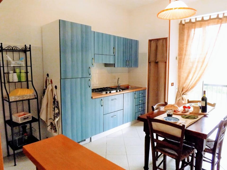 Coffee/tea facilities, Balcony/Terrace, Balcony/Terrace, Kitchen or kitchenette, Dining area