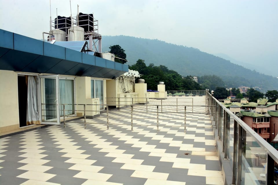 Day, Natural landscape, Balcony/Terrace, Mountain view