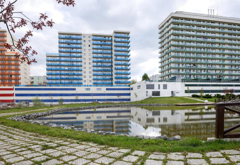 Property building, Garden