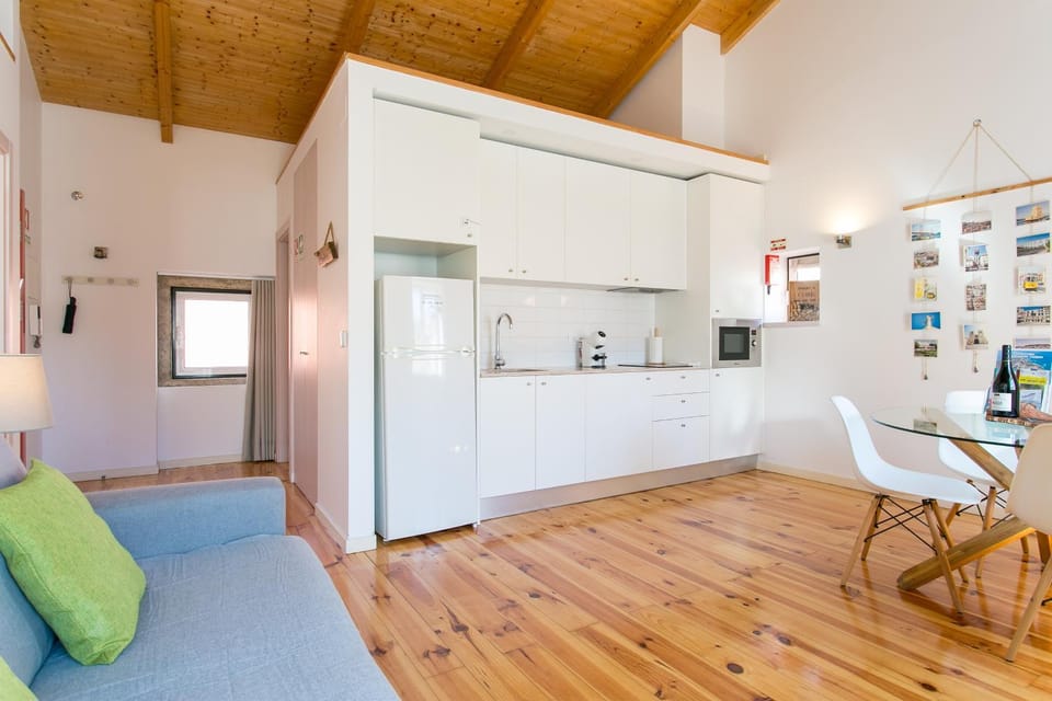 Lisbons Foodie District, Walk to Time Out Market Apartment in Lisbon