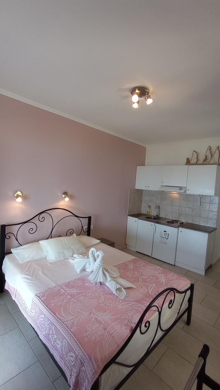 South Side Bed and Breakfast in Peloponnese, Western Greece and the Ionian
