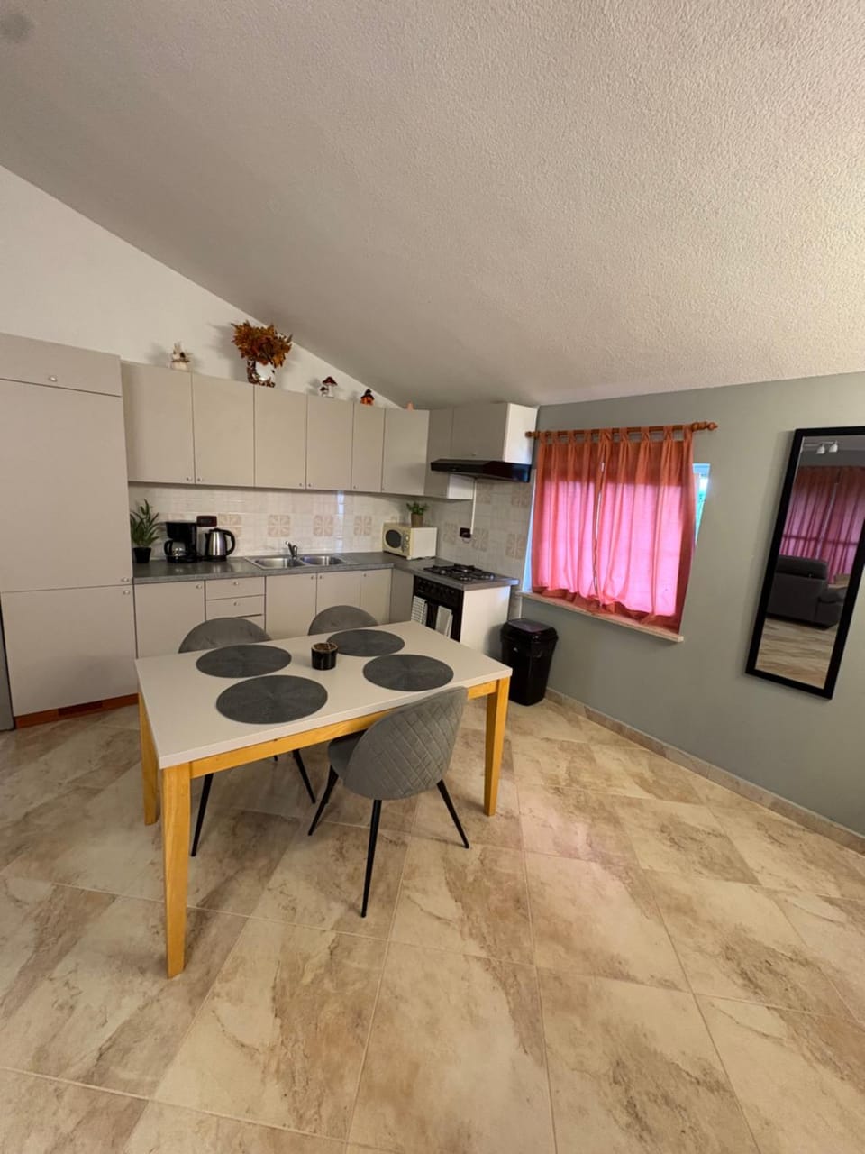 Apartments Gordana Apartment in Istria County