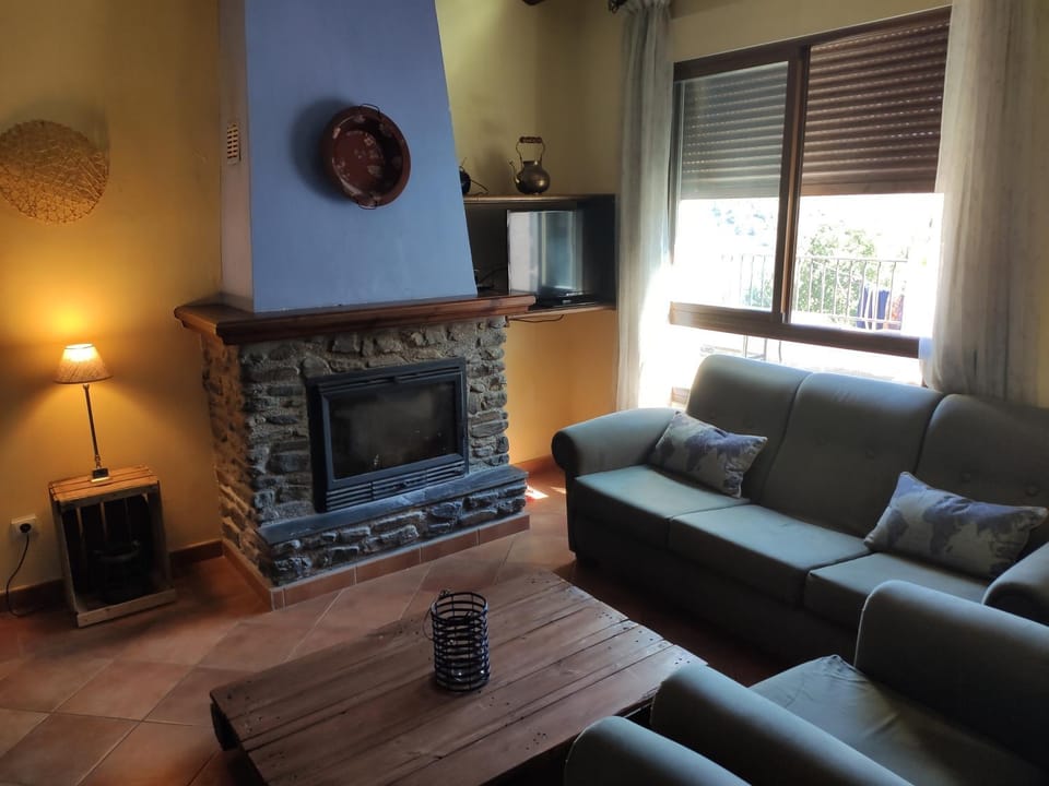 TV and multimedia, Living room, Lounge or bar