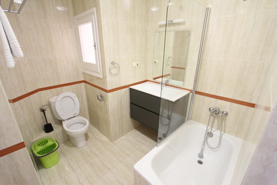 Toilet, Bathroom