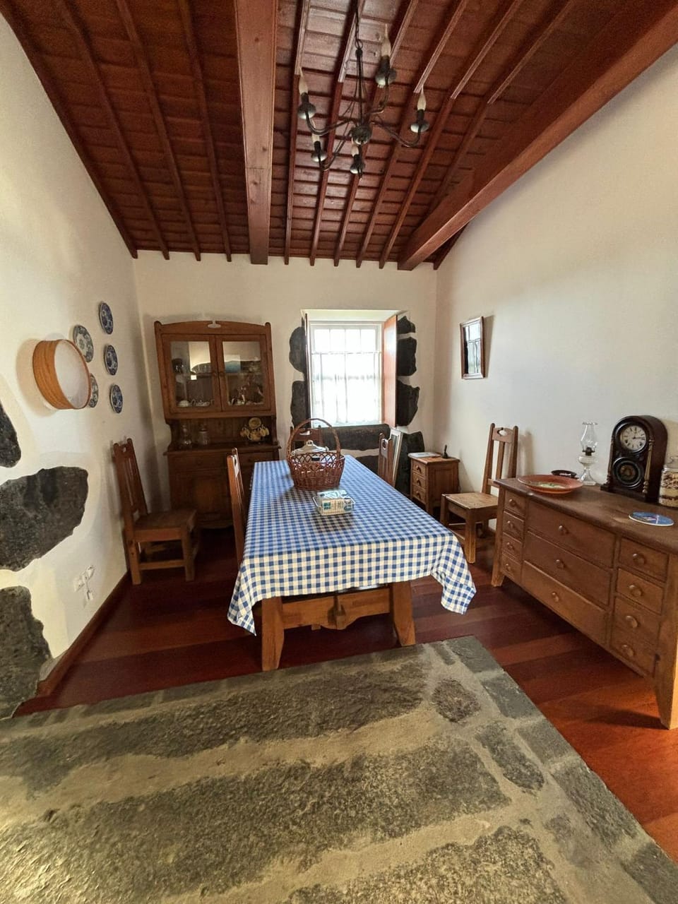 Dining area, Communal kitchen