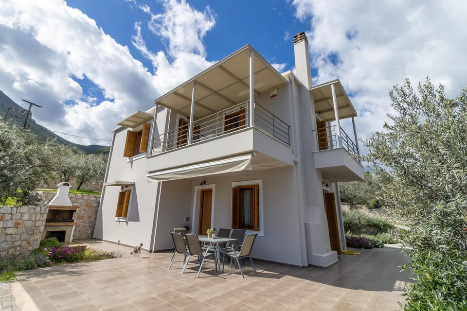 Aricobé Villa in Argolis, Greece