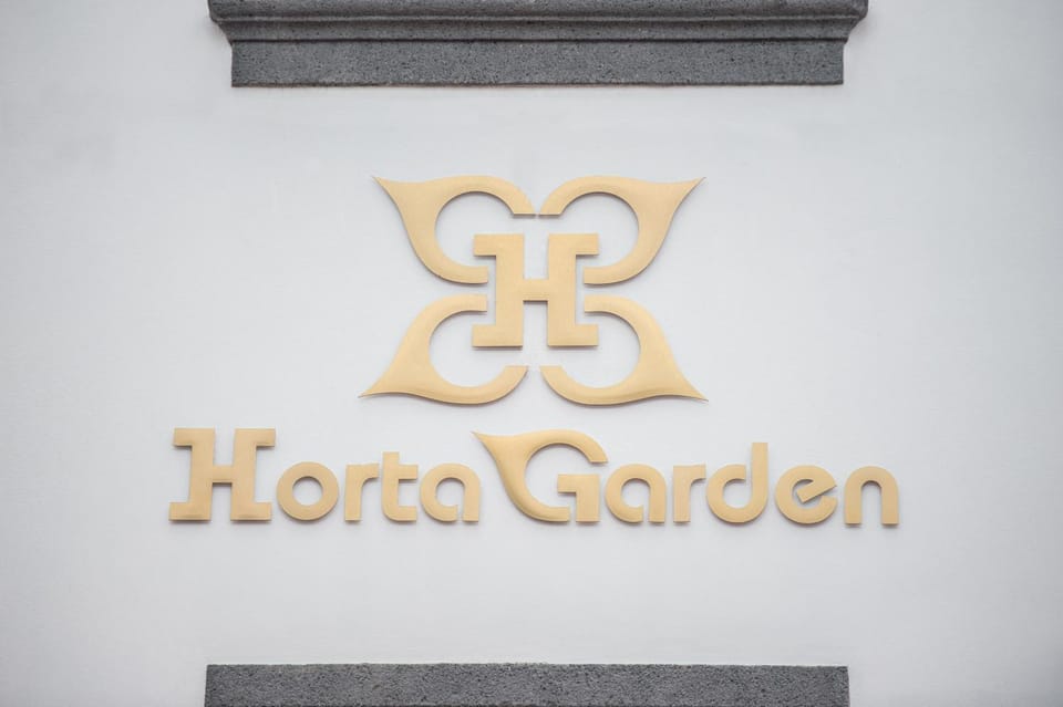 Off site, Property logo or sign, Logo/Certificate/Sign