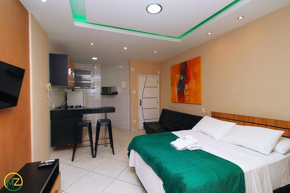 Studio with small balcony in Copacabana Apartment in Rio de Janeiro