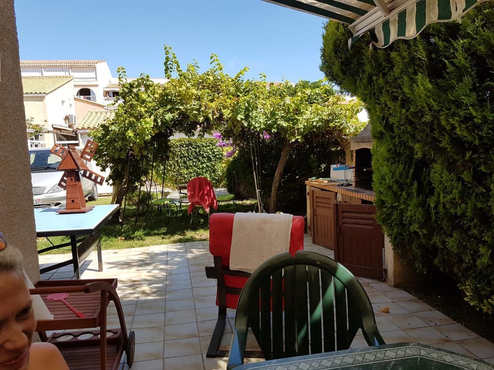 BBQ facilities, Garden, Balcony/Terrace