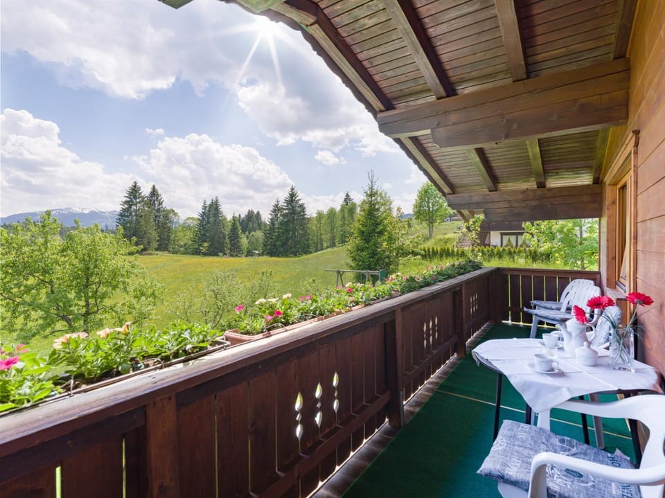 Balcony/Terrace, Garden view