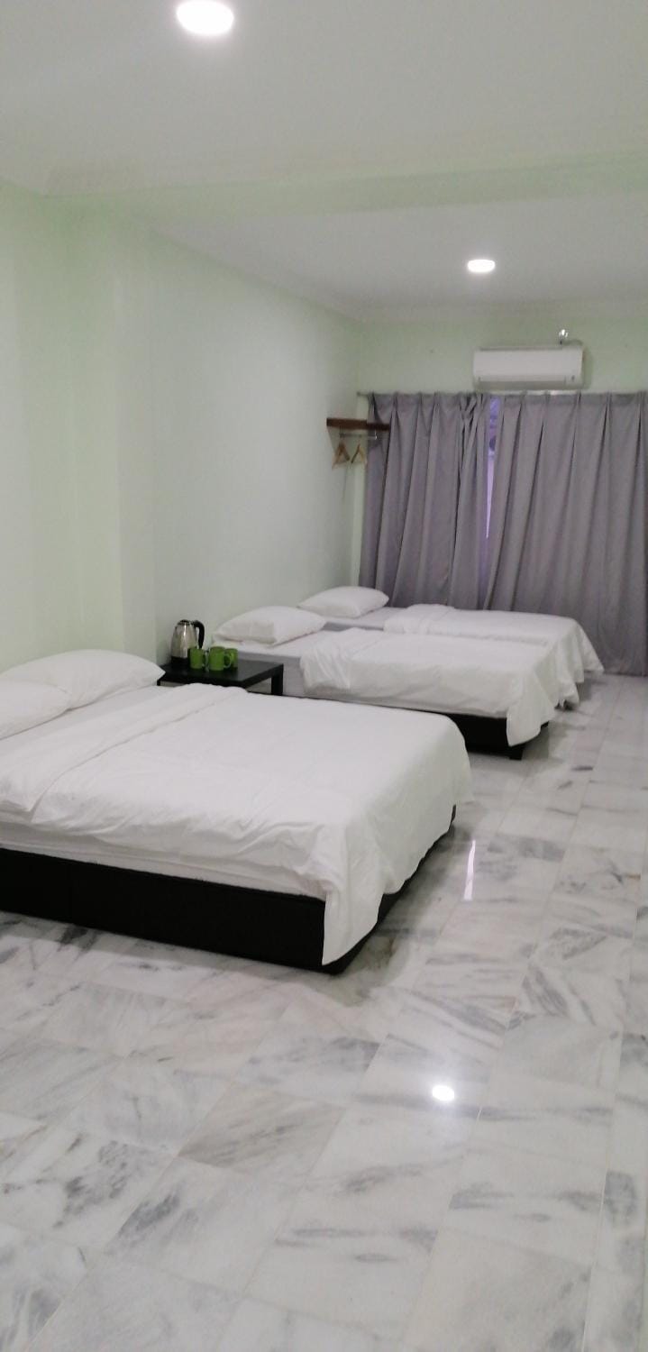 JS Guest House Air Putih - Roomstay Bed and Breakfast in Pahang, Malaysia