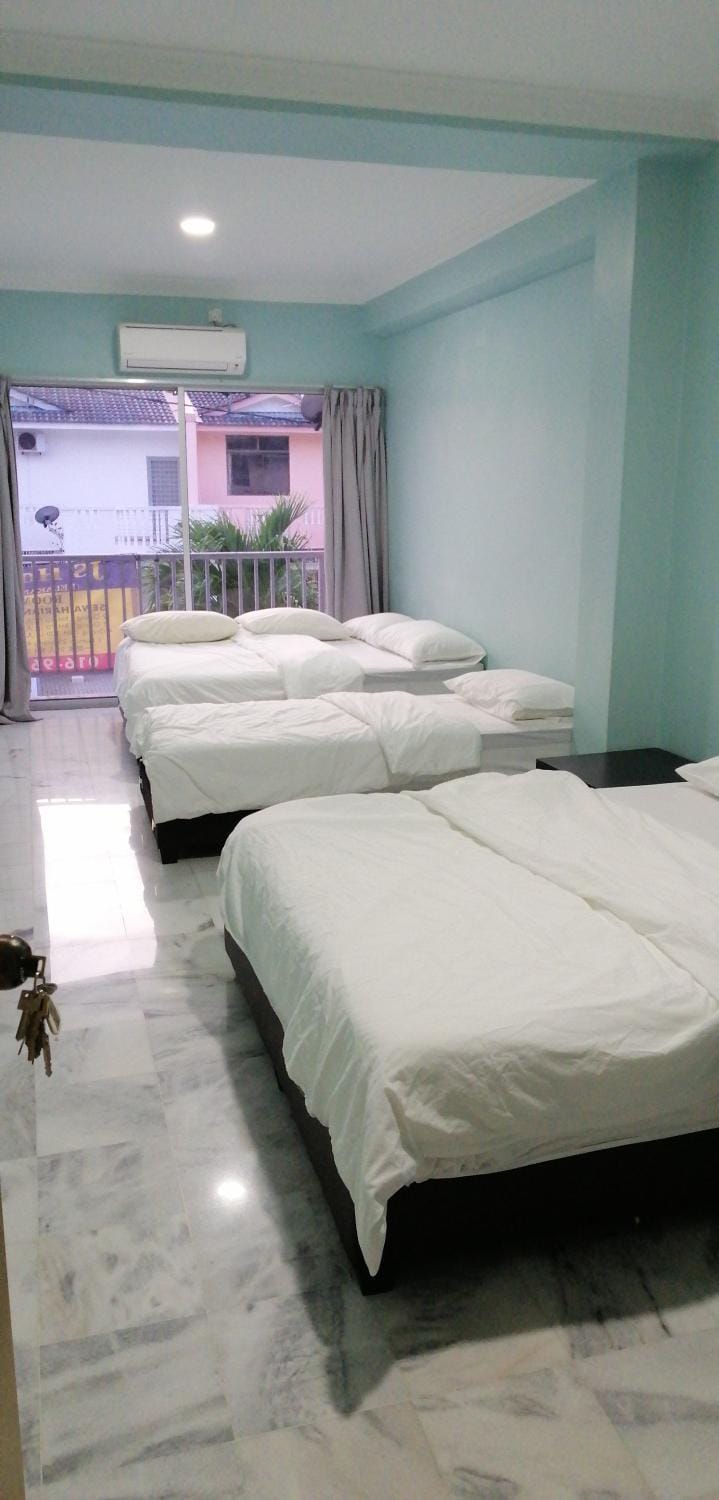 JS Guest House Air Putih - Roomstay Bed and Breakfast in Pahang, Malaysia