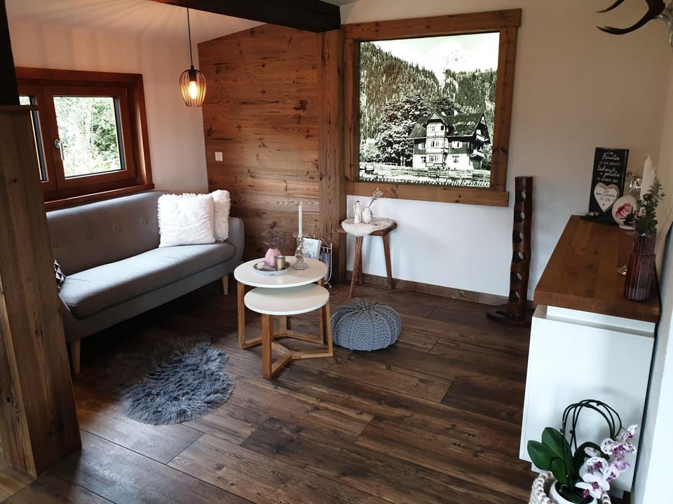 Lounge or bar