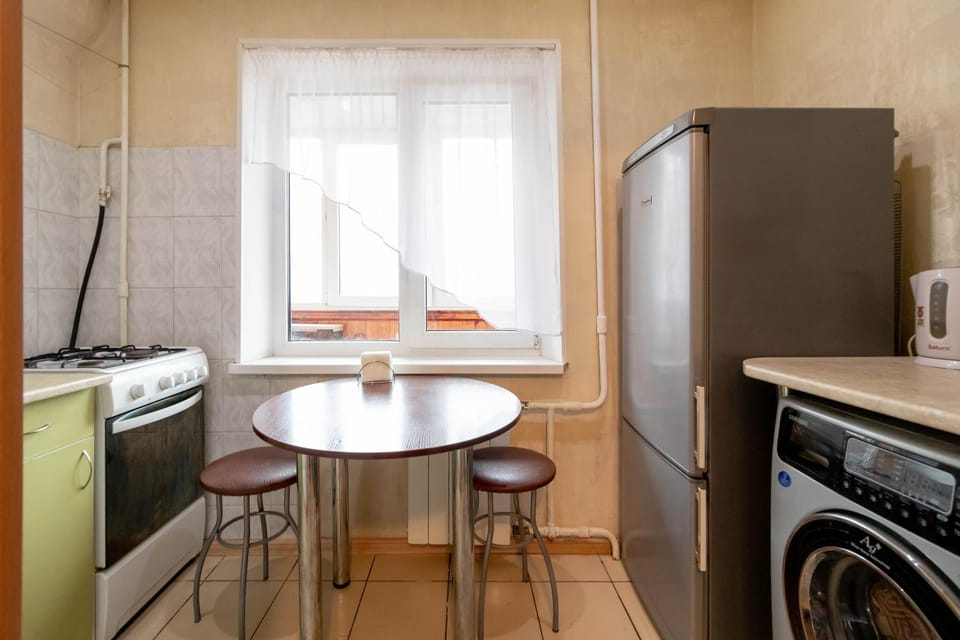 Kitchen or kitchenette, Dining area, minibar, pet friendly, stove, washing machine, dryer