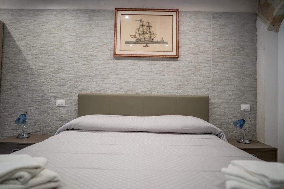 Bed, Other, Bedroom