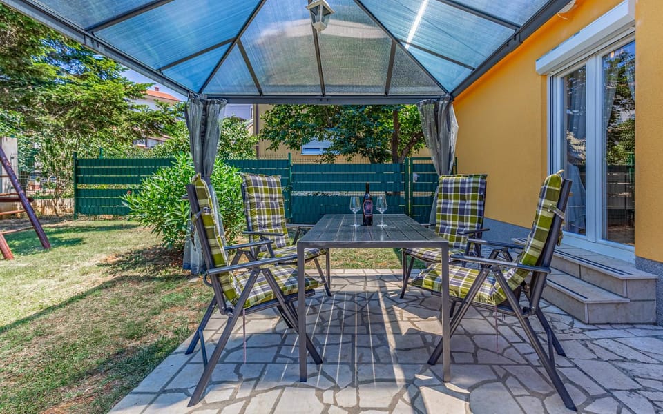 Holiday Home Maya House in Medulin