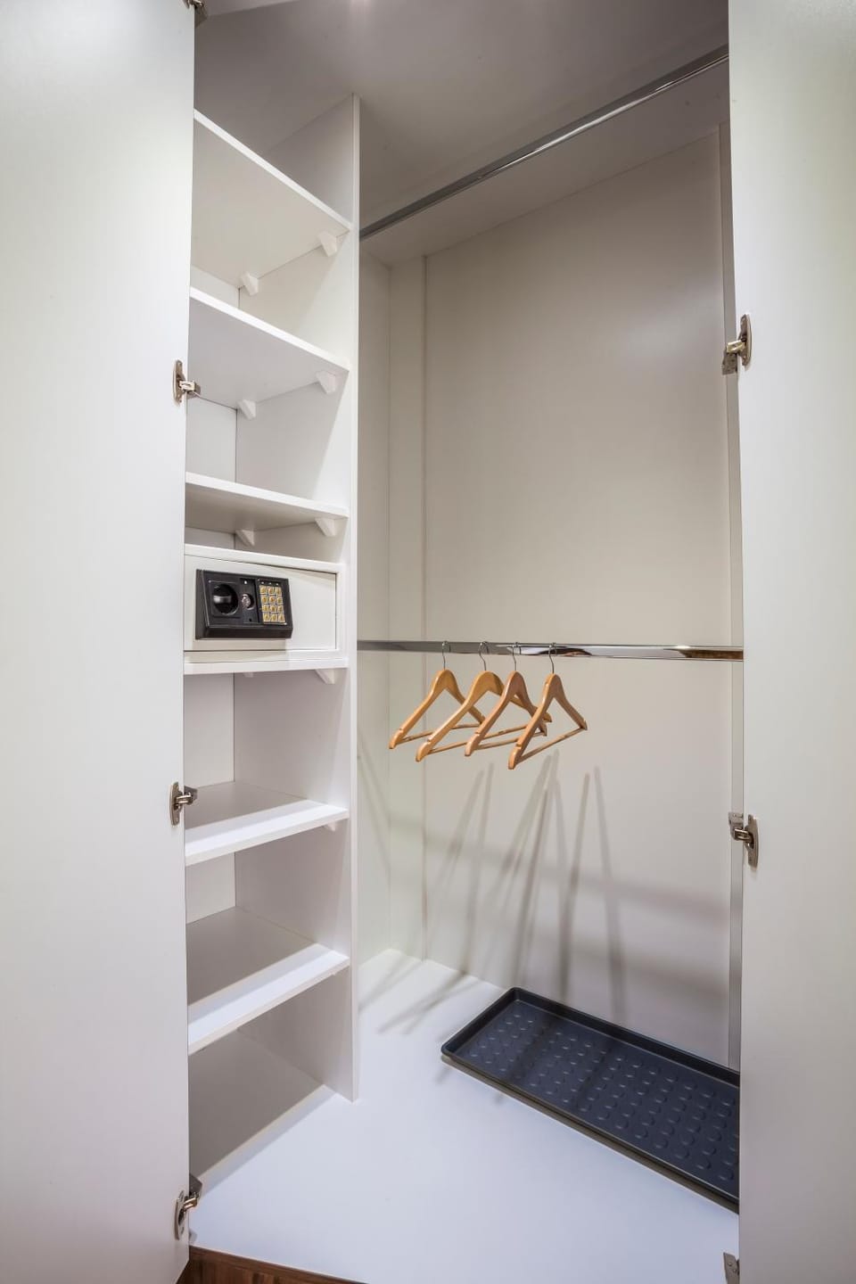 Luxury Air-Conditioned rooms in Old Town Bratislava Vacation rental in Bratislava