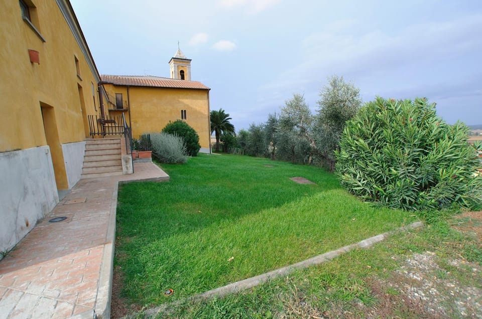 Facade/entrance, Garden