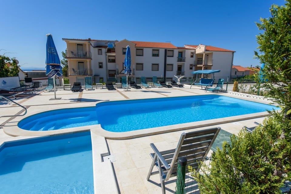 Off site, Pool view