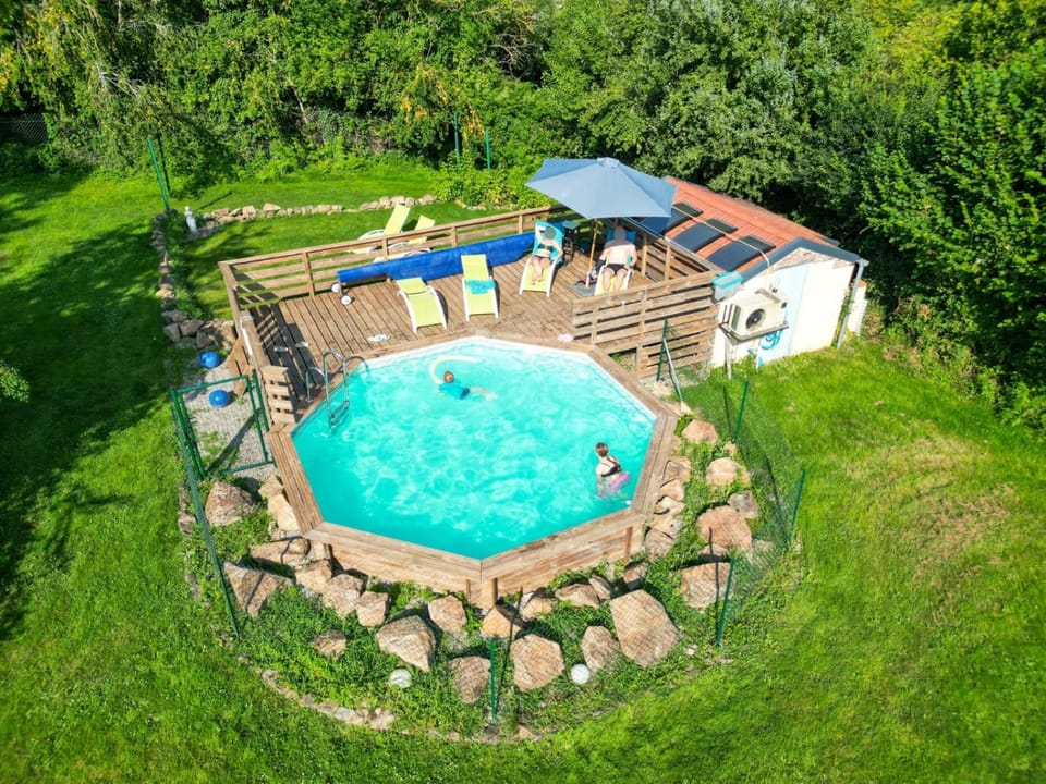 Pool view, Swimming pool