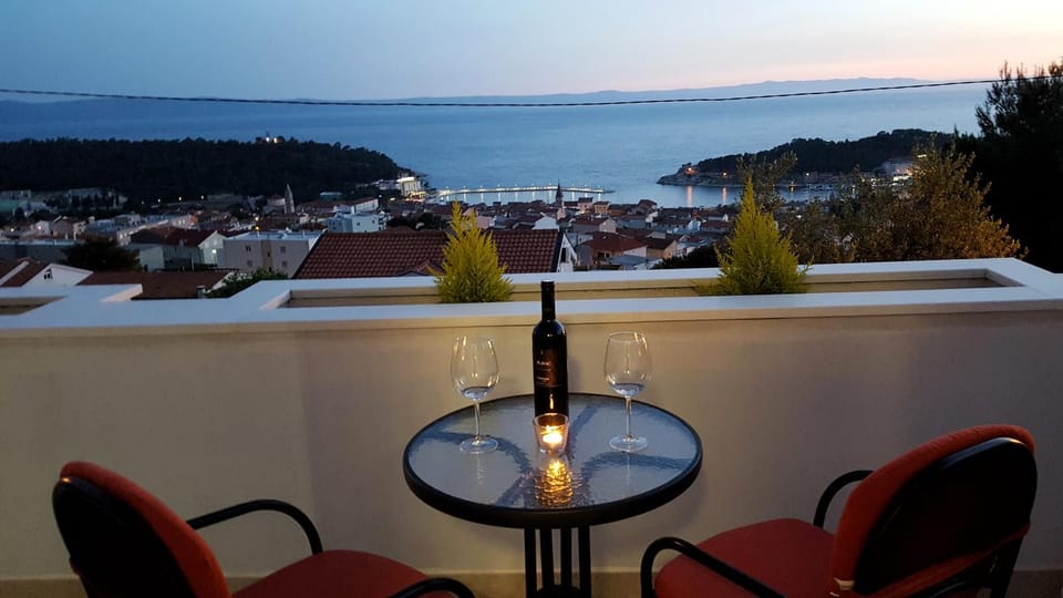 Balcony/Terrace, On site, City view, Sea view, Sunset