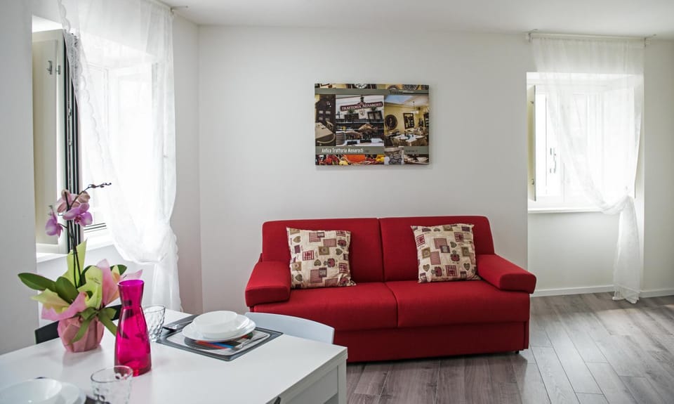 Living room, Seating area, Dining area