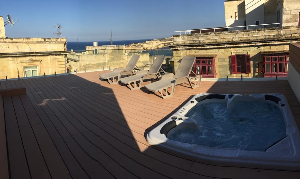 Balcony/Terrace, City view, Sea view