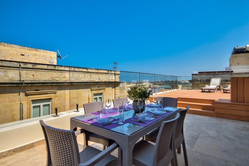 Property building, BBQ facilities, Dining area