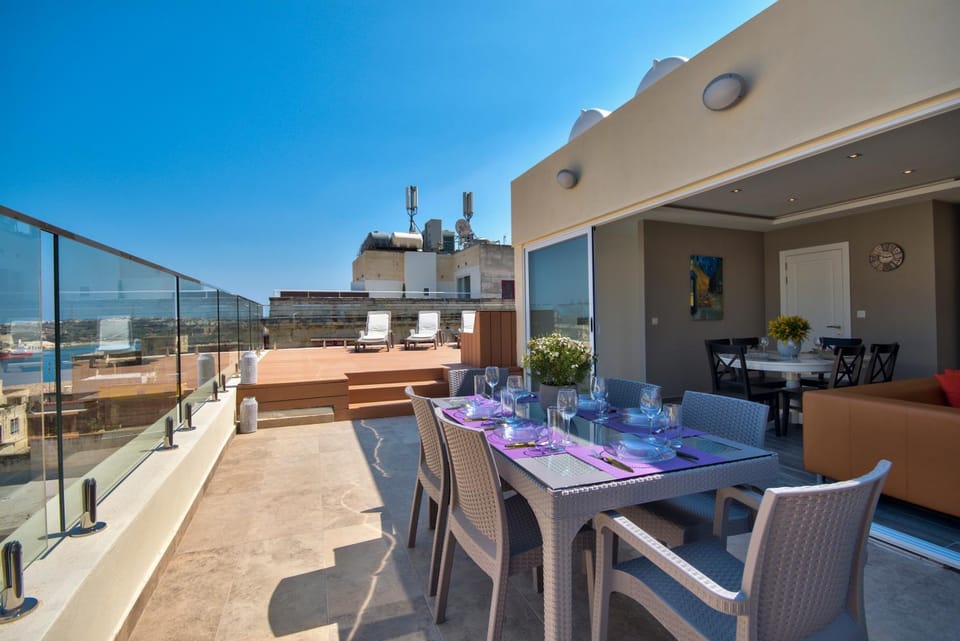 Property building, BBQ facilities, Dining area