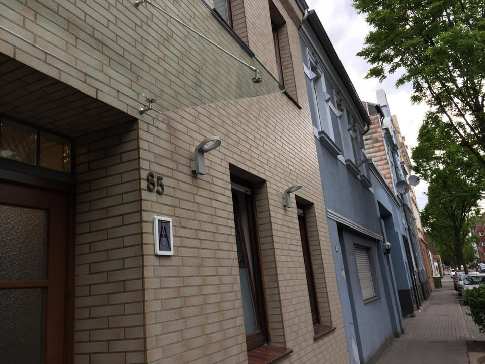 Property building, Facade/entrance