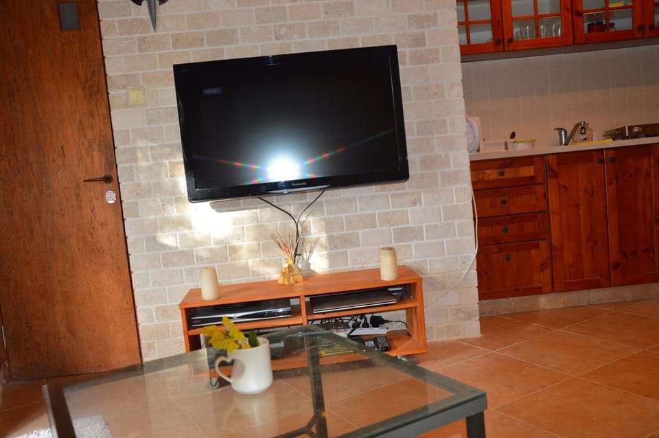 Czarina Cabin הבקתה הקיסרית והדירה הקיסרית czarina apartment Cabin in Haifa District