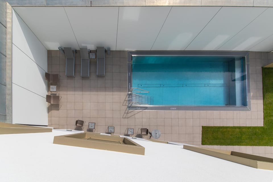 Garden, Swimming pool, Swimming pool