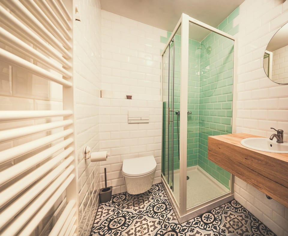 Shower, Toilet, Bathroom, towels, towels