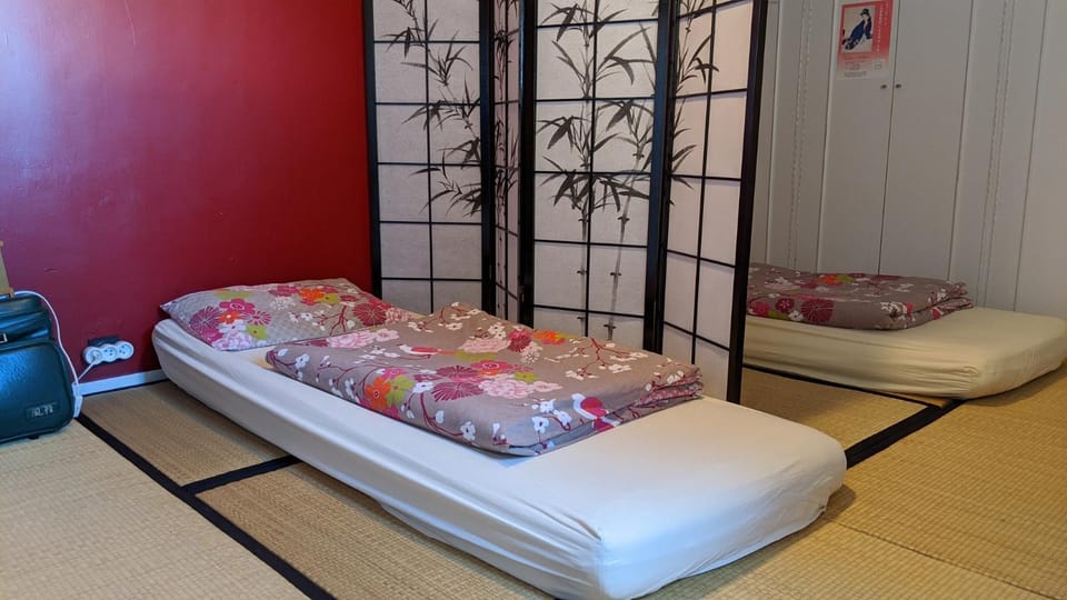 Bed, Photo of the whole room
