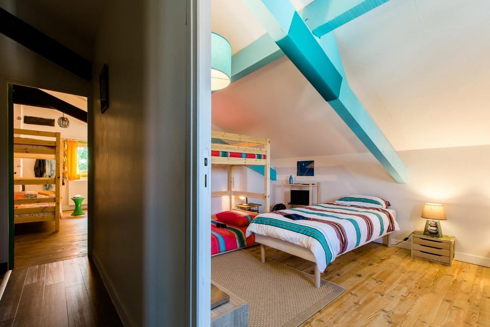 Bed, Photo of the whole room, Bedroom, bunk bed