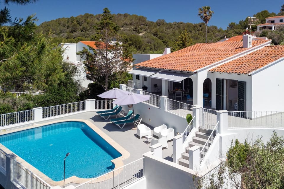 Property building, Off site, Balcony/Terrace, Swimming pool
