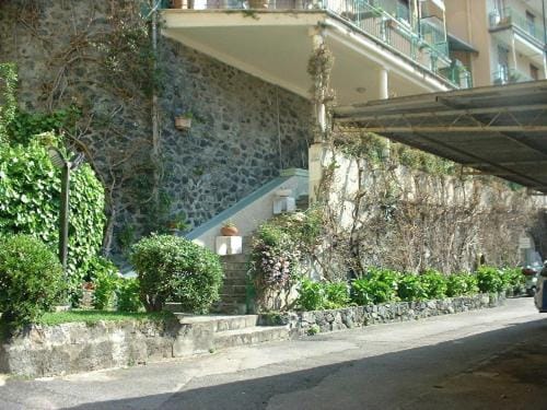 Facade/entrance, On site, Landmark view, Street view