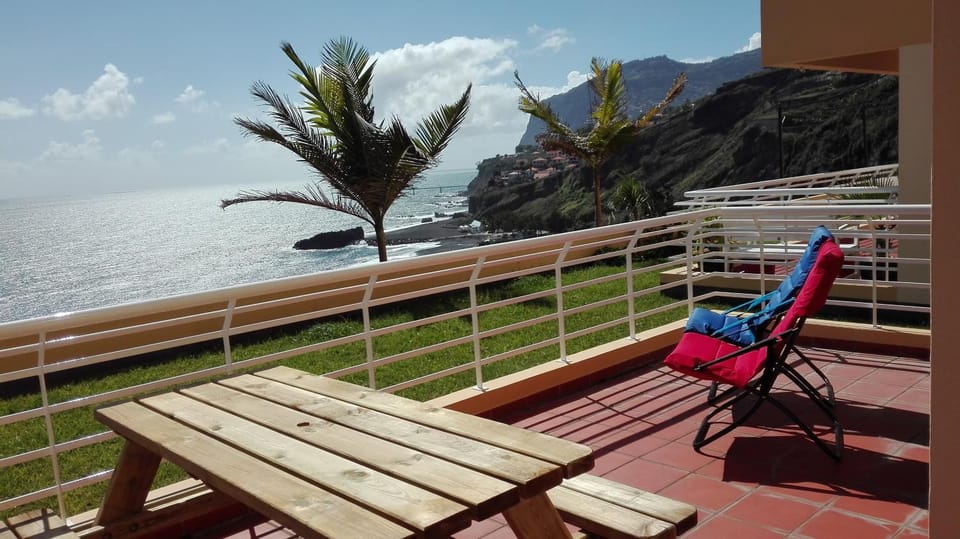 Balcony/Terrace, Mountain view, Sea view