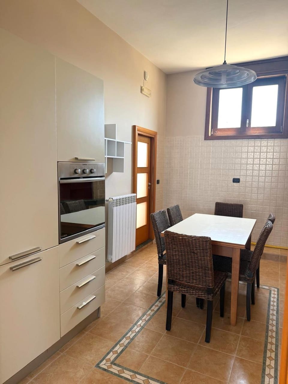 Kitchen or kitchenette, Dining area, Lunch, stove, kitchen
