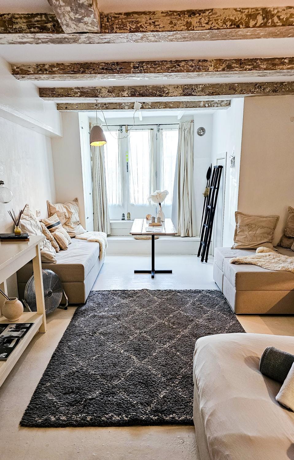 Living room, Dining area, furniture