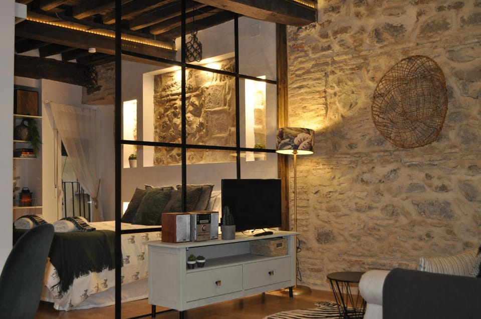 Lofts amantes de Toledo- LOFT ALCAZAR Apartment in Toledo