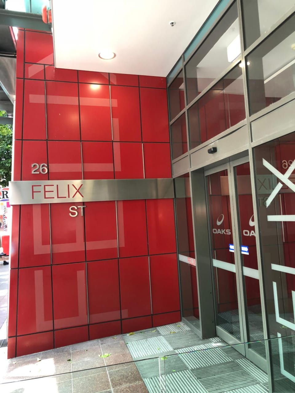 Facade/entrance