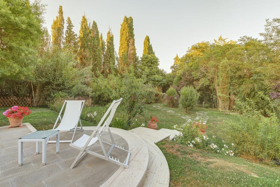 Garden, Swimming pool