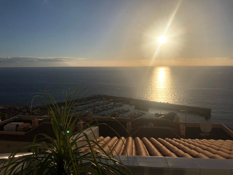 Property building, Sea view