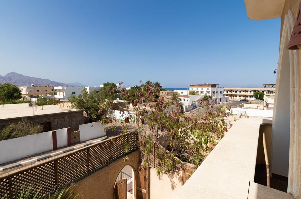 Property building, Day, Balcony/Terrace, Balcony/Terrace, On site, Mountain view, Sea view, Street view
